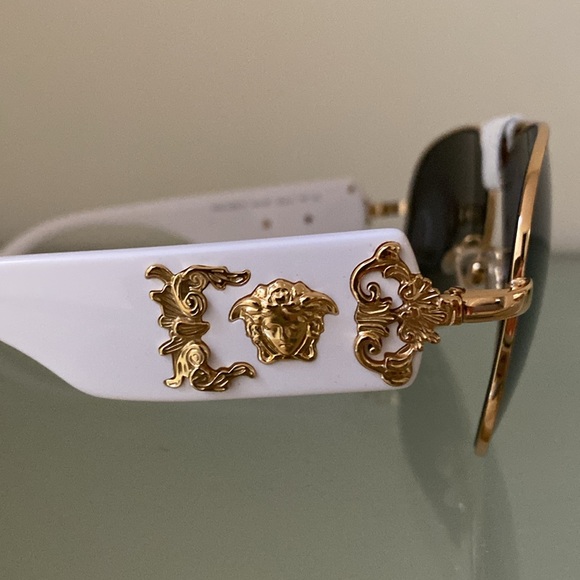 New Versace Women’s Sunglasses main image 9